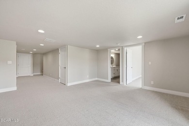 Set on a quiet cul-de-sac in Coyote Creek, Tabernash, this - photo 26