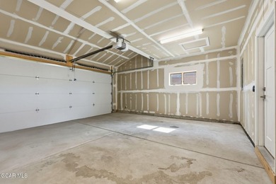 Set on a quiet cul-de-sac in Coyote Creek, Tabernash, this - photo 30