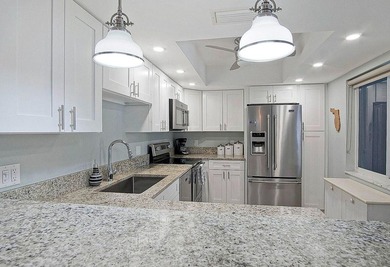 Fabulous ocean & sunset views!! Beautiful 2-bedroom 2-bath - photo 10