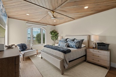 A Rare Bayfront Residence ***4 Bedroom 4 Bath with a Private - photo 31