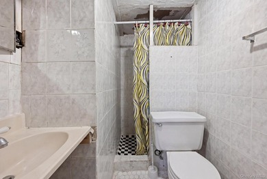 965 Glenmore Avenue, Brooklyn 11208 - Exceptional opportunity to - photo 33
