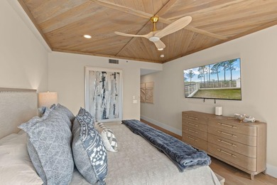 A Rare Bayfront Residence ***4 Bedroom 4 Bath with a Private - photo 34