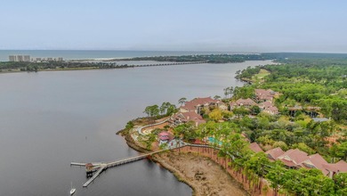 TRUE LAKE-FRONT in Lakeside Lodge at Prospect Point. 3BD/3Bth - photo 48