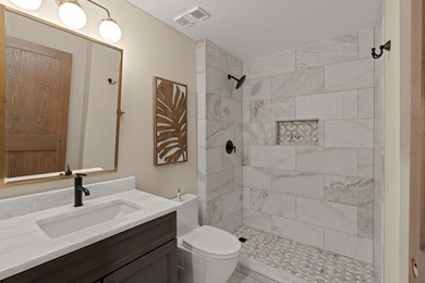 A Rare Bayfront Residence ***4 Bedroom 4 Bath with a Private - photo 48
