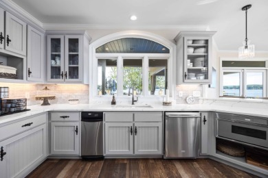 Luxury Lakefront Living - photo 12