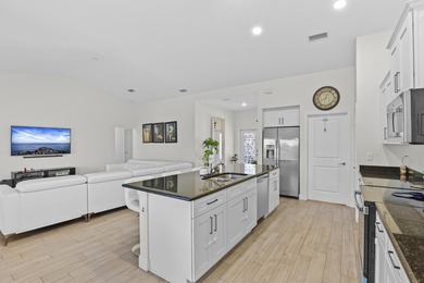Beautiful CBS single-family home built in 2022, featuring 4 - photo 14