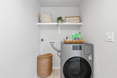 Welcome to easy living at 7629 Shadow Rider Lane! This - photo 15