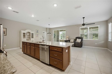 Welcome to this beautifully maintained 3-bedroom, 2-bath home - photo 15