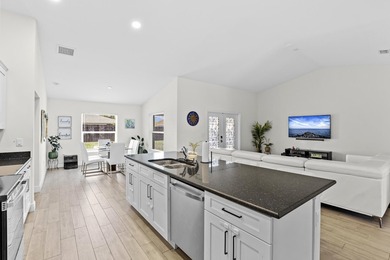 Beautiful CBS single-family home built in 2022, featuring 4 - photo 16