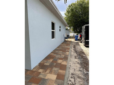 Rare income-producing duplex in East Oakland Park, FL - perfect - photo 16