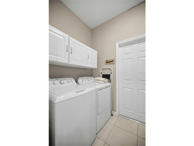 Welcome to this beautifully maintained 3-bedroom, 2-bath home - photo 17