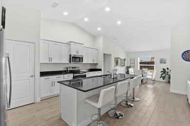 Beautiful CBS single-family home built in 2022, featuring 4 - photo 17