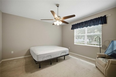 Welcome to this beautifully maintained 3-bedroom, 2-bath home - photo 18