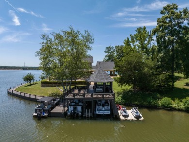 Luxury Lakefront Living - photo 27