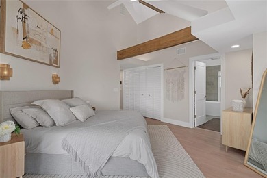 ***LOW FLOOD INSURANCE (quote attached) + TRANSFERABLE DRYWOOD - photo 26