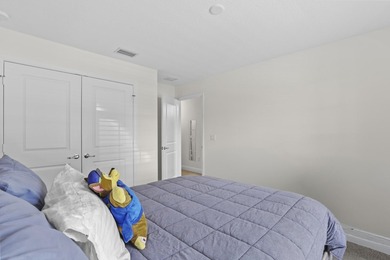 Beautiful CBS single-family home built in 2022, featuring 4 - photo 32