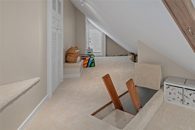 ***LOW FLOOD INSURANCE (quote attached) + TRANSFERABLE DRYWOOD - photo 38