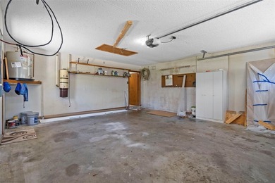Welcome to your Spring Hill Florida dream home! This beautifully - photo 47