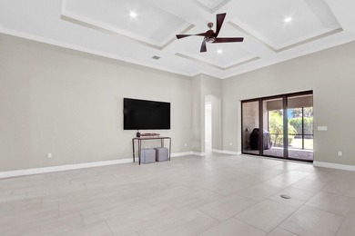 Stunning 4 bedroom/ 3.5 bath on .42 acres in the gated community - photo 12