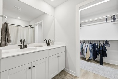 OPEN HOUSE ON 7/12 @11AM-1 PM. Welcome home to this stunning - photo 18