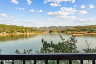 Welcome to easy lakefront living in the highly sought-after - photo 21