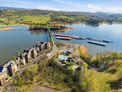 Welcome to easy lakefront living in the highly sought-after - photo 29