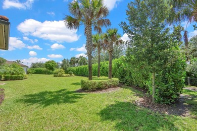 Stunning 4 bedroom/ 3.5 bath on .42 acres in the gated community - photo 44