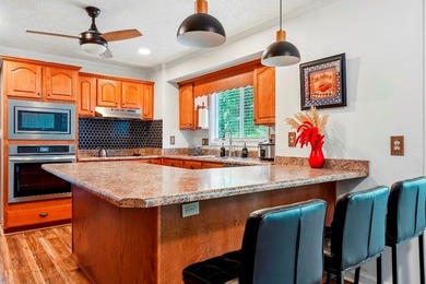 This beautiful 3-bedroom, 2-bathroom home combines classic charm - photo 12