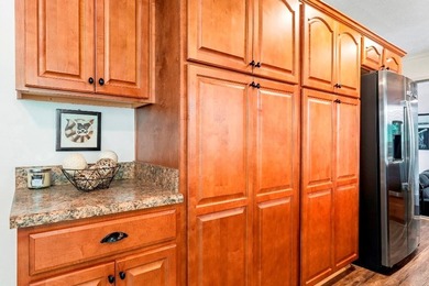 This beautiful 3-bedroom, 2-bathroom home combines classic charm - photo 13