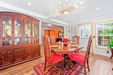 This beautiful 3-bedroom, 2-bathroom home combines classic charm - photo 19