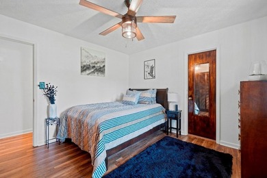 This beautiful 3-bedroom, 2-bathroom home combines classic charm - photo 22