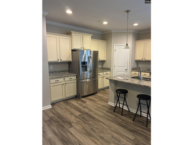 Nicely appointed with High ceilings, crown trim package * - photo 30