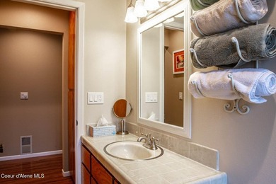 Enjoy waterfront living in this inviting 3,276 sq. ft. home - photo 31