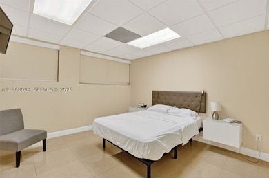Prime investment opportunity in Miami's established medical - photo 10
