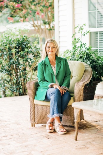 Stephanie Murray with Pinnacle Realty Advisors in TX advertising on LakeHouse.com