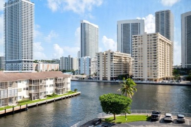 Golden Isles Lakes Area Condo For Sale in Hallandale Beach Florida