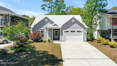 Welcome to a cozy take on modern beach living where style - photo 4