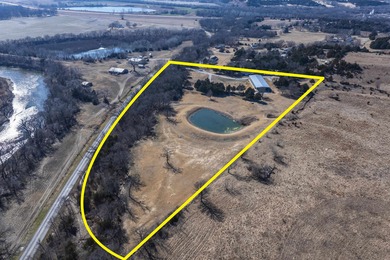 (private lake, pond, creek) Home For Sale in Arkansas City Kansas