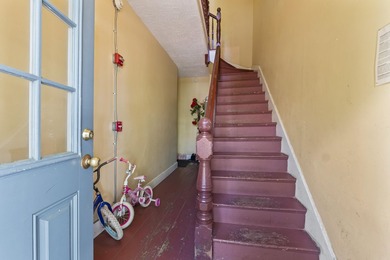 Prime 5-unit multifamily investment opportunity in Portland's - photo 4