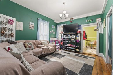 Prime 5-unit multifamily investment opportunity in Portland's - photo 6
