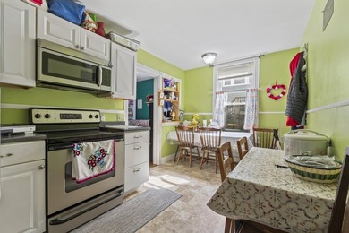 Prime 5-unit multifamily investment opportunity in Portland's - photo 9