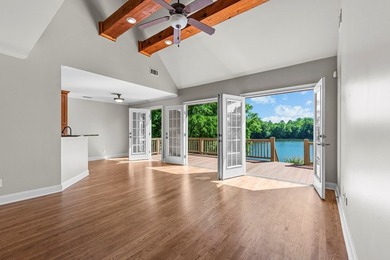 Experience the perfect blend of space, serenity, and convenience - photo 12
