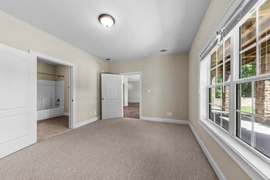Experience the perfect blend of space, serenity, and convenience - photo 43