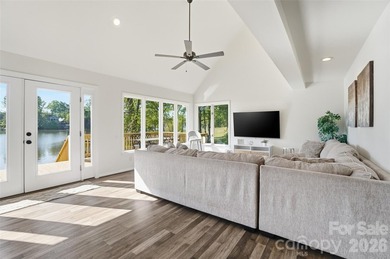 Wake up to breathtaking waterfront views in this beautifully - photo 7