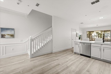 Welcome to this beautifully updated 2-bedroom, 2.5-bath - photo 3