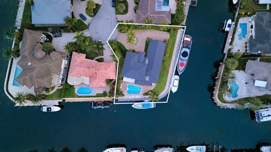 Yachtsman Dream!! 225' of dock space, point lot, deep water - photo 11