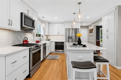 Welcome to this beautifully updated 4-bedroom, 3 full-bath - photo 18