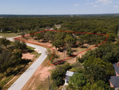 A spacious 1.9 acre lot located on the edge of The Retreat area - photo 8