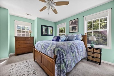 Welcome to this beautifully updated 4-bedroom, 3 full-bath - photo 37