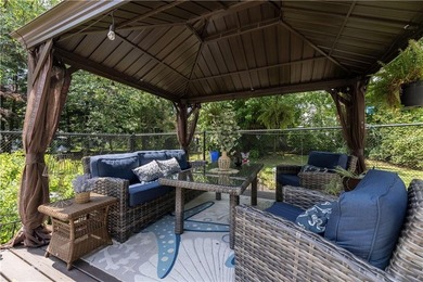 Welcome to this beautifully updated 4-bedroom, 3 full-bath - photo 46